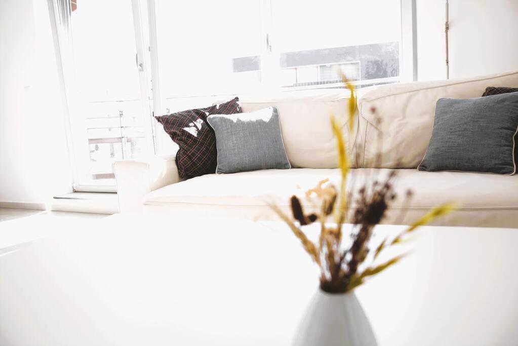 Appartement Lovely Modern 1 Bedroom *