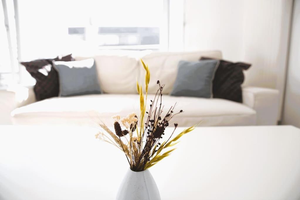 Lovely Modern 1 Bedroom Appartement